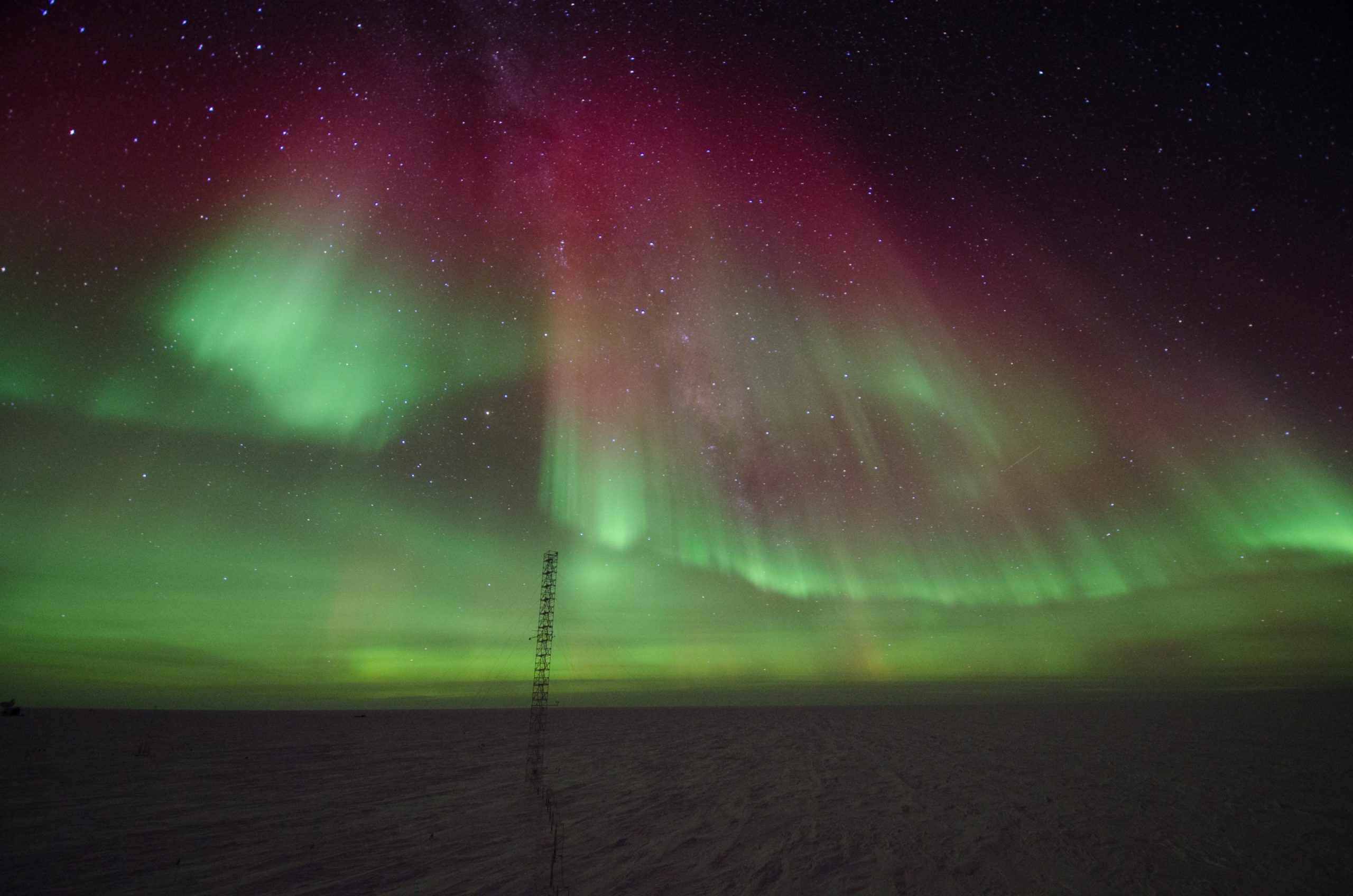 Lights: Ultimate guide to auroras in Australia & New Zealand