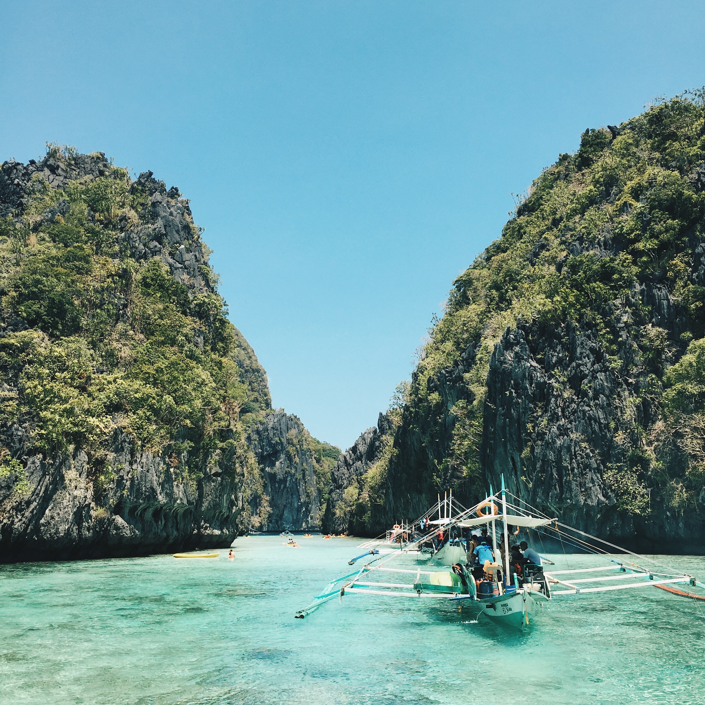 Island hopping in the Philippines