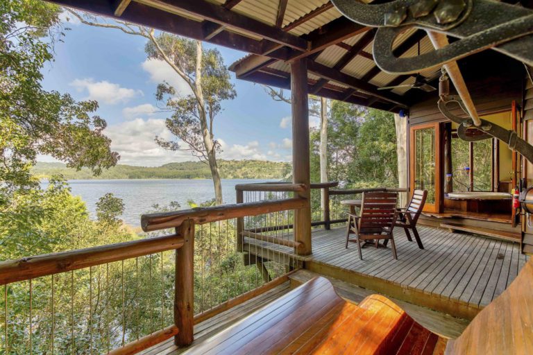 Escape to Sunshine: Florida's Coast Beckons with Retreats and Resorts