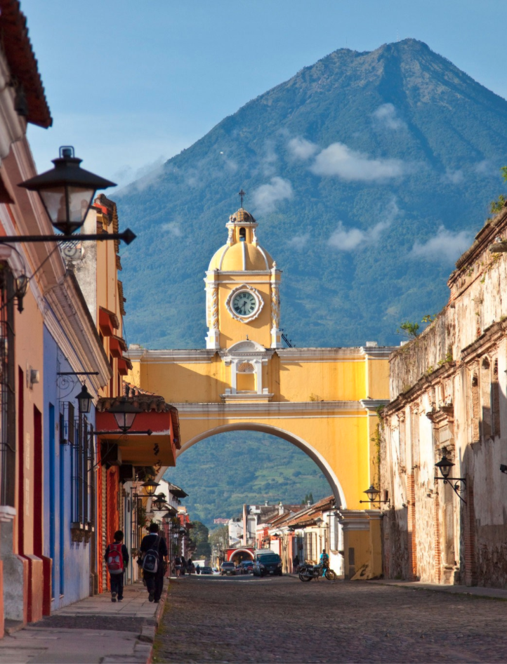 Admire the iconic Santa Catalina Arch