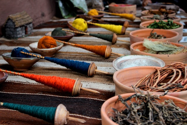 String and dye, Peru