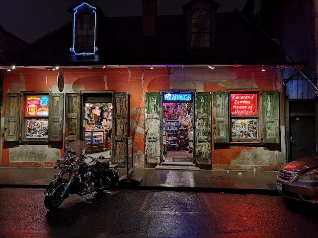 Reverend Zombies House of Voodoo, NOLA