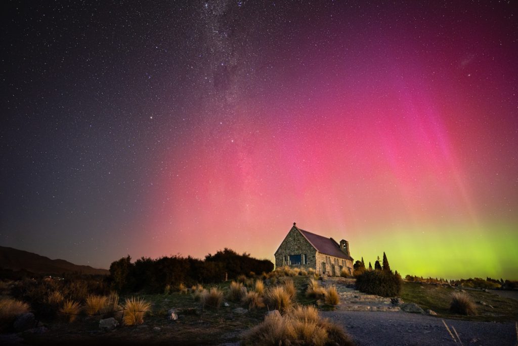 Image of aurora at Lake Tekapo