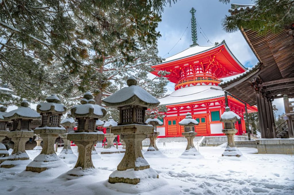 Best winter vacations — Japan